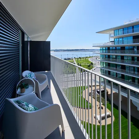 Vista Tejo Com Piscina, Garagem, Ferry Ate Lisboa