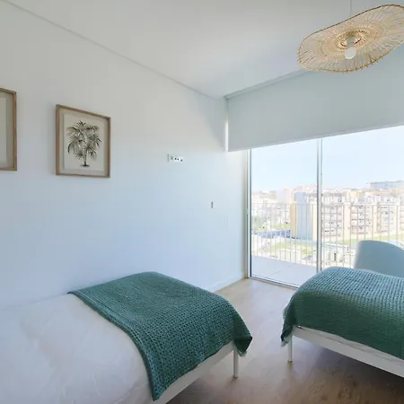 Vista Tejo Com Piscina - Garagem E Ar Condicionado