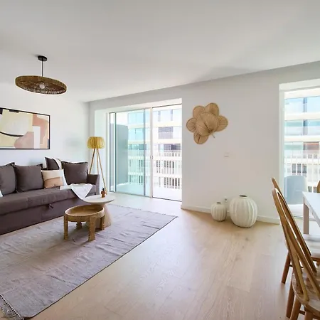 Vista Tejo Com Piscina - Garagem E Ar Condicionado * Barreiro (Setubal)