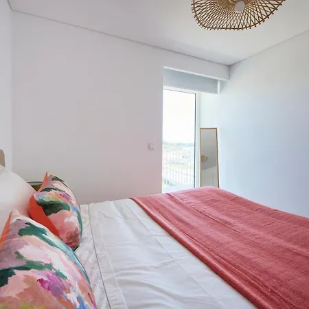 Vista Tejo Com Piscina - Garagem E Ar Condicionado Apartmán